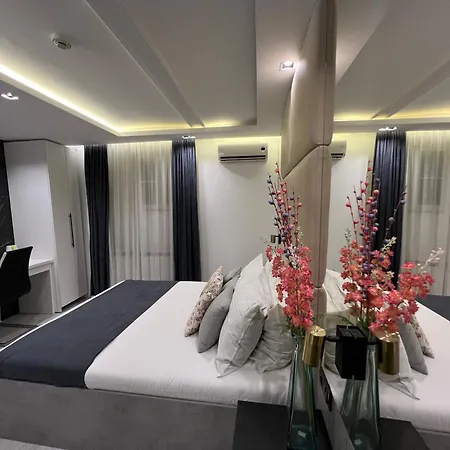 Hotel Forever 4*